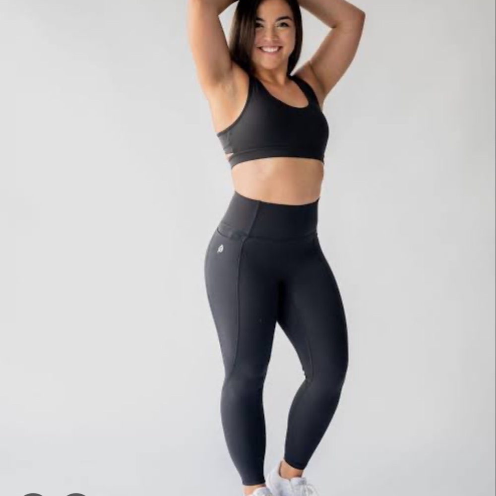 P’Tula 25” Yvette leggings -L